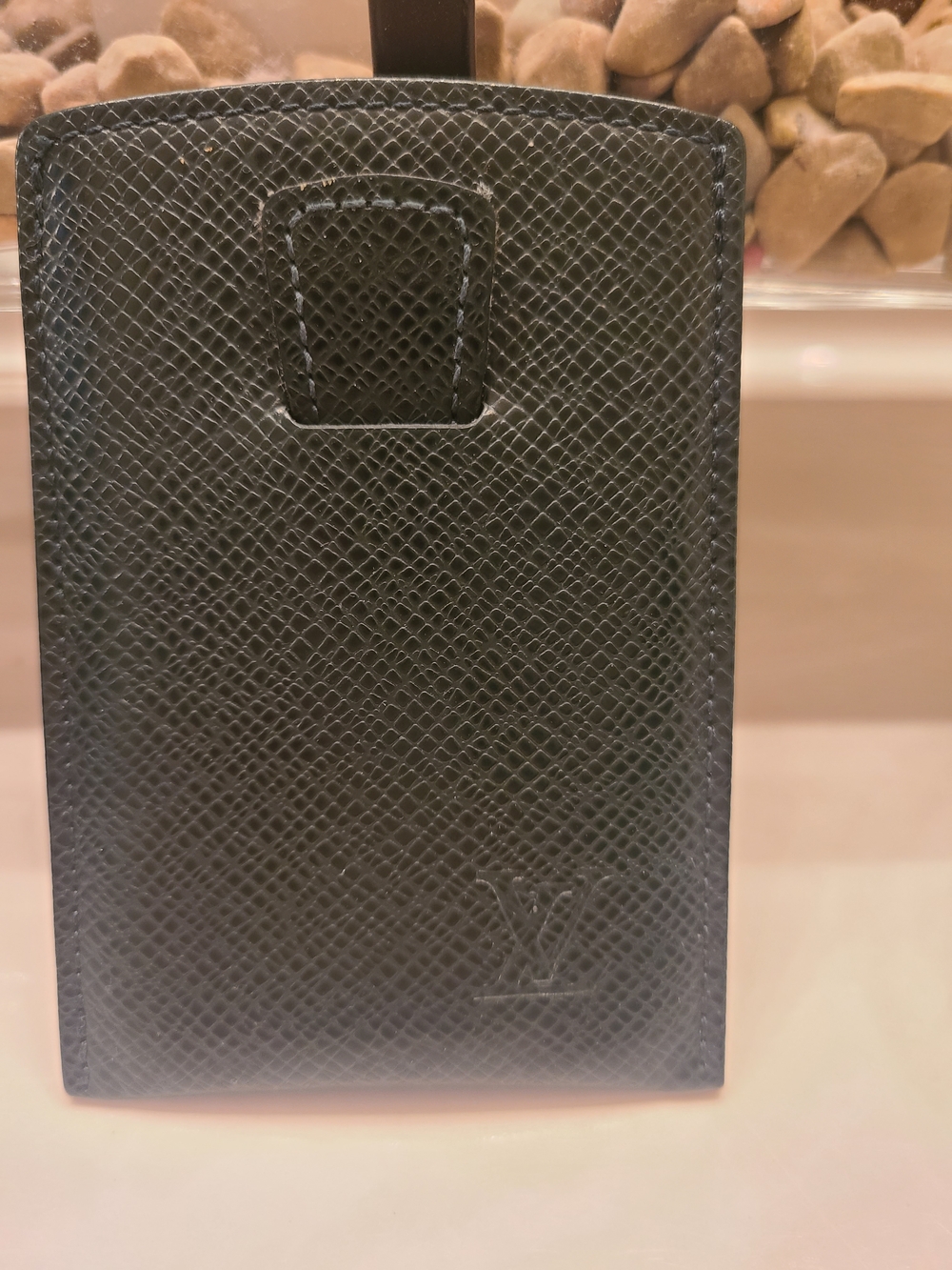 Authentic Louis Vuitton card holder in Taiga leather